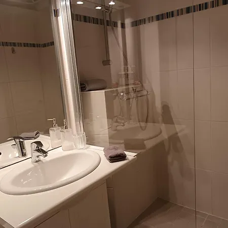 Appartement A Orleans Au Calme Avec Parking Gratuit, Balcon Et Ascenseur Extérieur photo