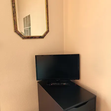 Appartement A Orleans Au Calme Avec Parking Gratuit, Balcon Et Ascenseur Extérieur photo